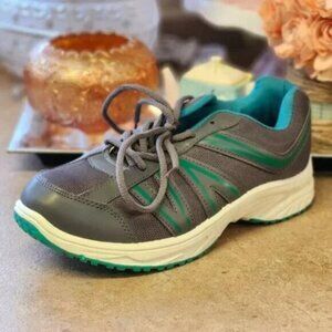 Freedom Fit Zone Grey Sneakers